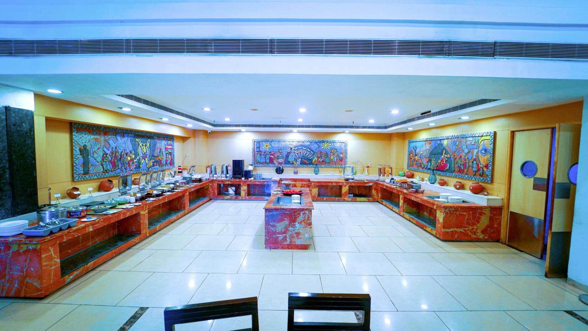 Hotel The Plaza Hyderabad Exterior foto