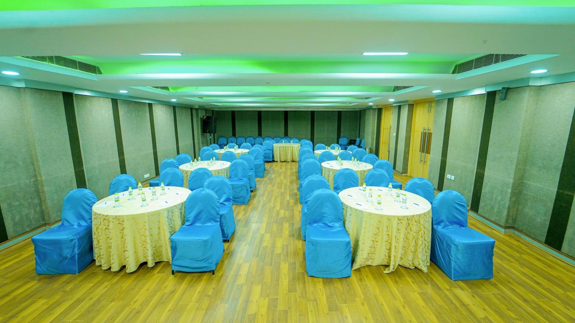 Hotel The Plaza Hyderabad Exterior foto